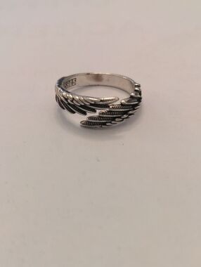 Sterling Silver Feather Wrap Ring - Oxidized, Sz 9. Western, Indian